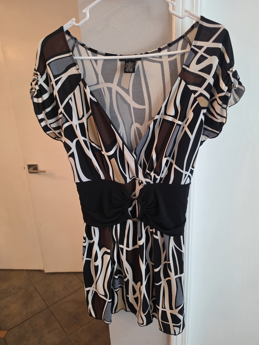 PNW Graphic Tie Empire Waist Baby-doll Top/blouse